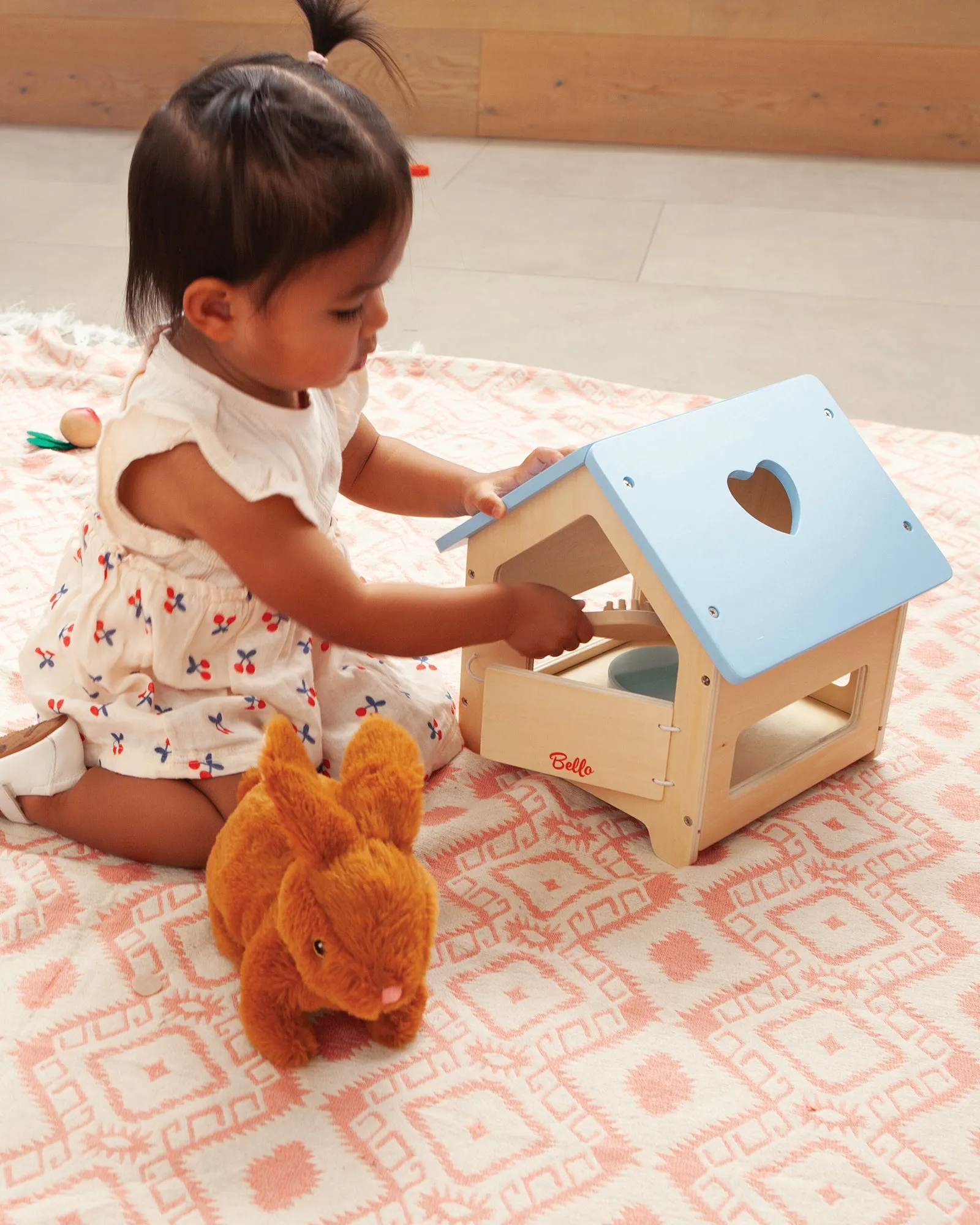 Bello Rabbit Hutch