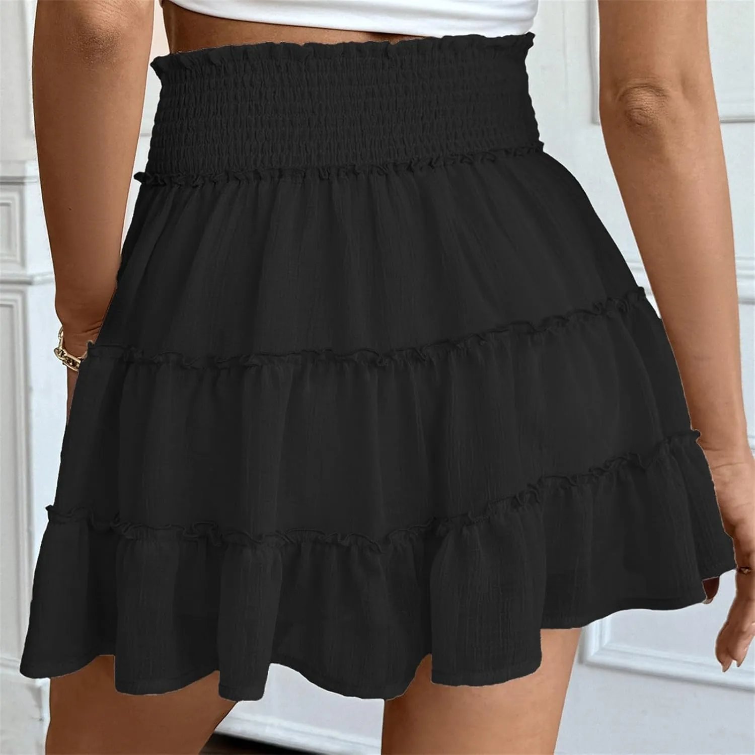 DDAPJ pyju Flowy Shorts for Women Summer Casual Boho Ruffle Tiered Skorts Smocked High Waisted Mini Skirts Built in Shorts