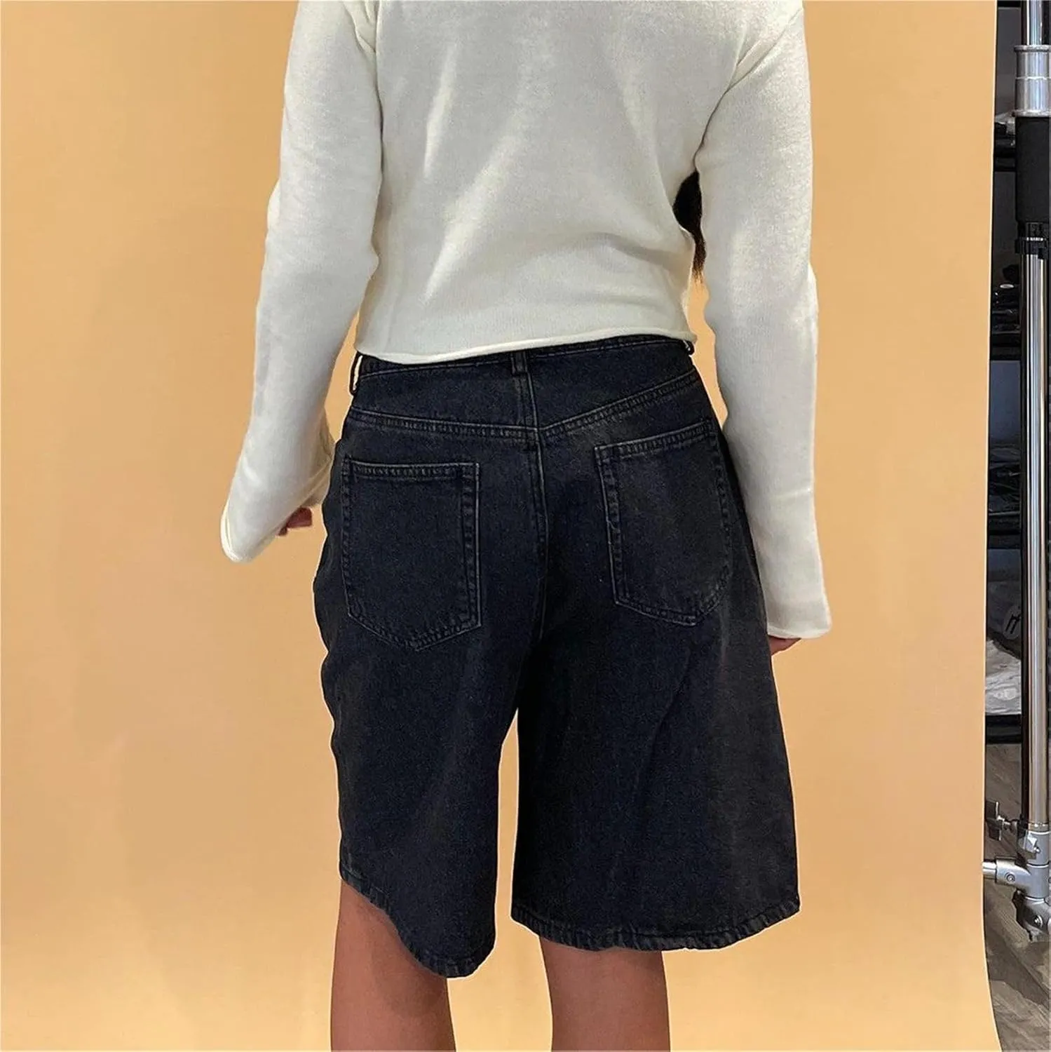 Women Y2K Baggy Denim Shorts Loose Mid Rise Cargo Long Jean Shorts Summer Wide Leg Distressed Carpenter Jorts